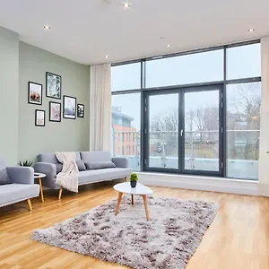 Large Duplex Penthouse - Parking , Leeds (West Yorkshire) United Kingdom