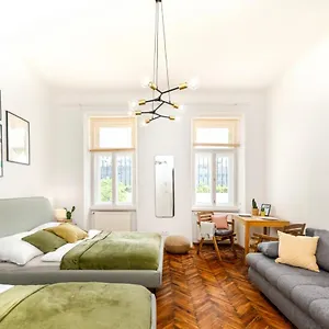 Designer Apartment, Central, Next To Danube Vienna